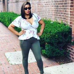 Meet your Posher, Soledad